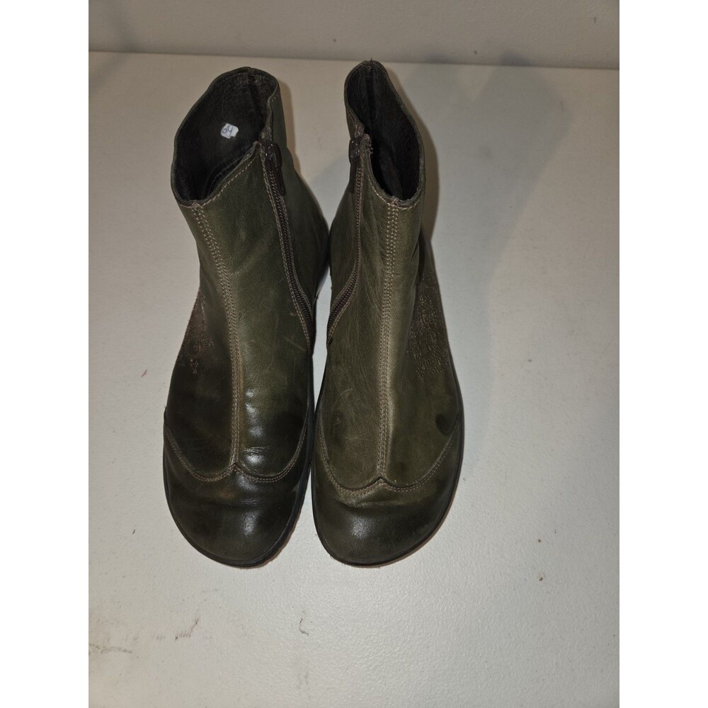 Naot Green Olive Leather Ankle Boots Laser Etched Side Zip Comfort Shoes EU...